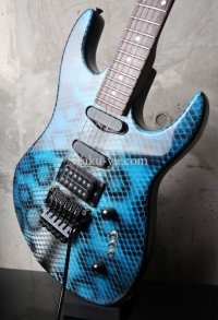 B.C. Rich Gunslinger Snake Skin Blue 