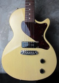 Tom Anderson Bulldog Pup TV Yellow  