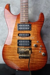 Tom Anderson Grand Am Figured Maple w/ Swicheroo / Honey Burst USED