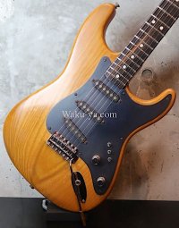 Valley Arts '78　Stratocaster SSS / Natural