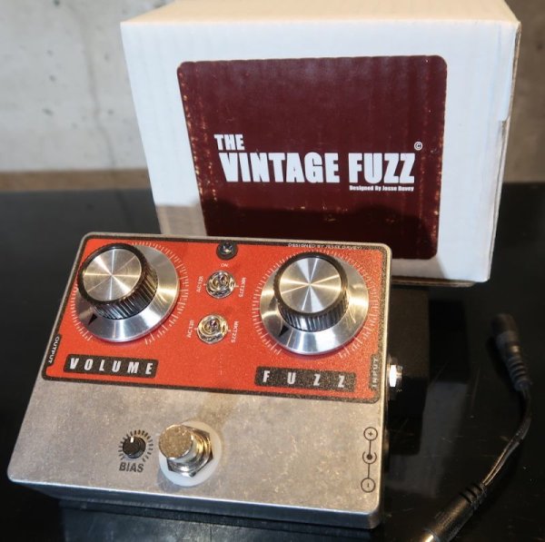 画像1: KING TONE GUITAR Vintage Fuzz Jesse Davey Pedal (1)