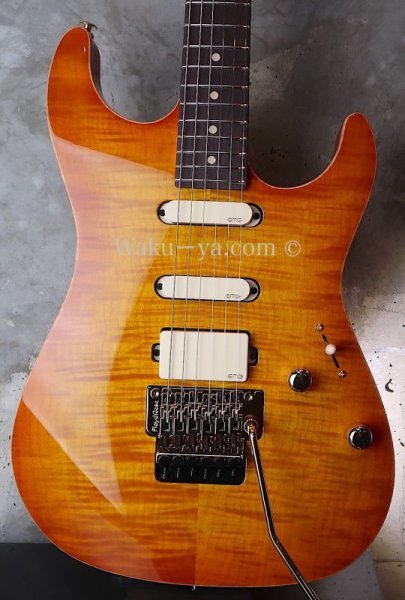 画像1: Suhr Legacy Limited Edition  Standard / Burst  (1)