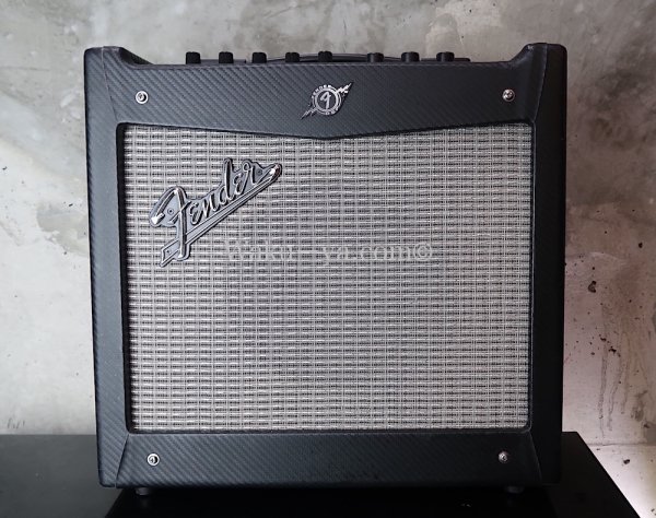 画像1: Fender Mustang I / Black  /   "John5" Private Training Combo Amp (1)