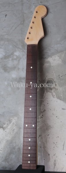 画像1: Fender ST-62  Rose Neck / Unpainted  / Used (1)